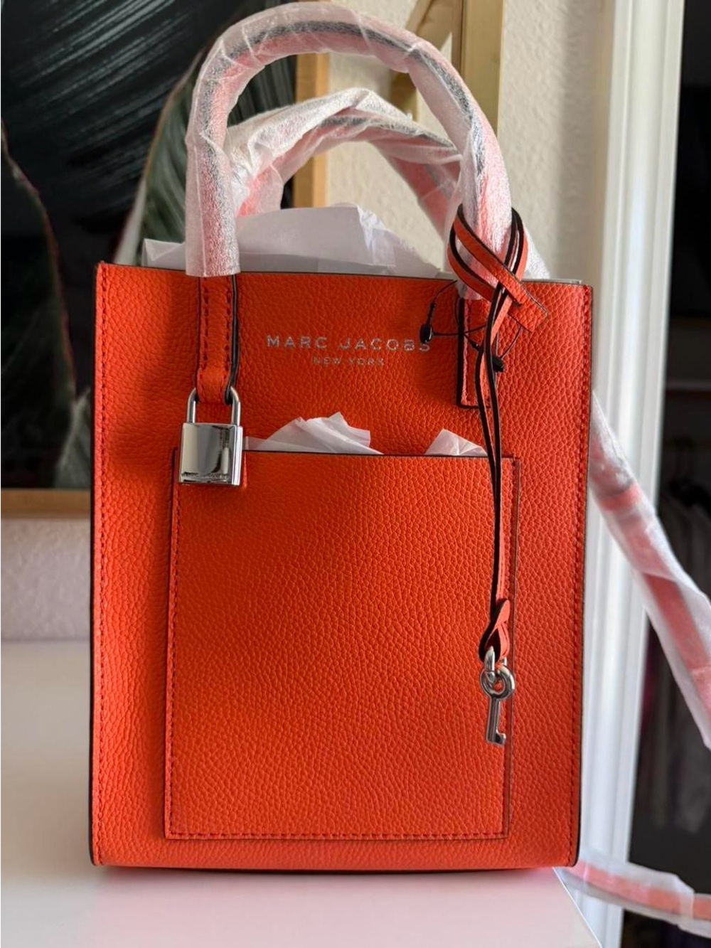 🧡 MARC JACOBS The Grind Mini Tote Bag Dragon Fire Orange NWT Crossbody - Picture 8 of 16